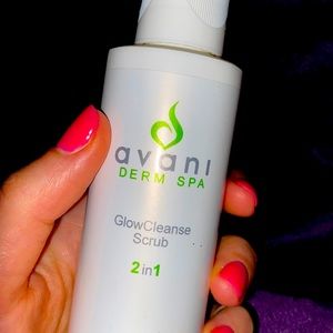 Avani Derm Spa GlowCleanse Scrub 2 in 1